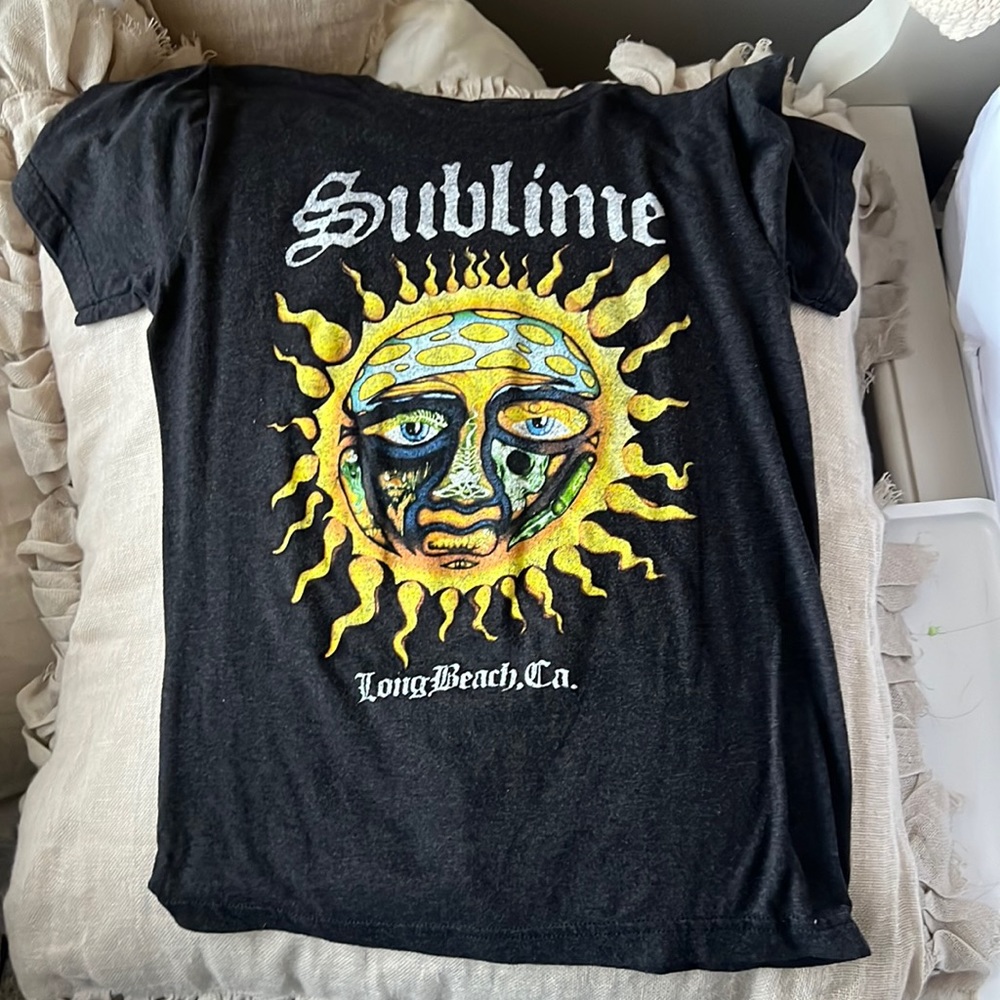 graphic t-shirt target size small